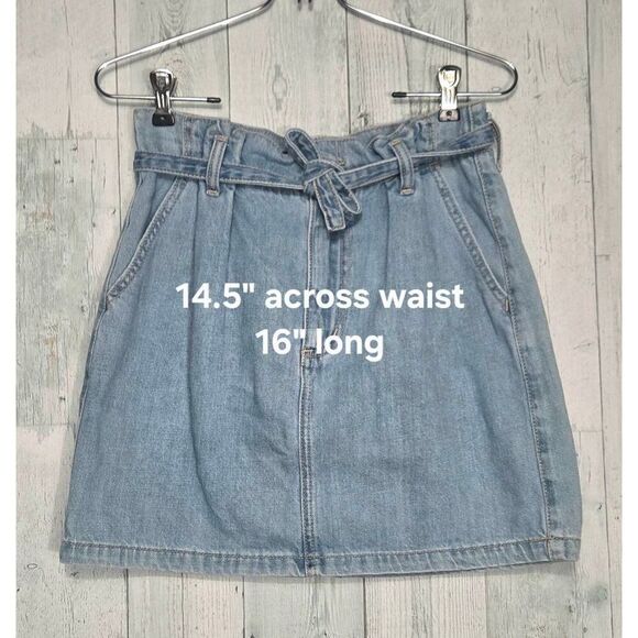 Hollister Light Wash Paper Bag Waist Denim Mini Skirt Sz. 5 / 27 - Picture 3 of 5